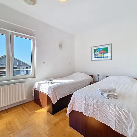 Apartamento Rilic-3 By Interhome *